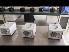 पीला पोर्टेबल ओजोन मशीन वायु शोधक डिओडोरराइजर स्टरलाइजर